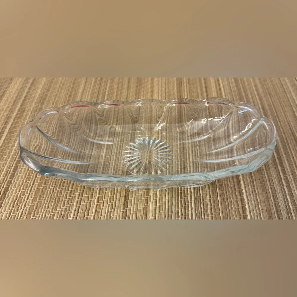 Anchor Hocking Vintage Old Fashioned Glass Banana Split Bowl - 8 1/4''